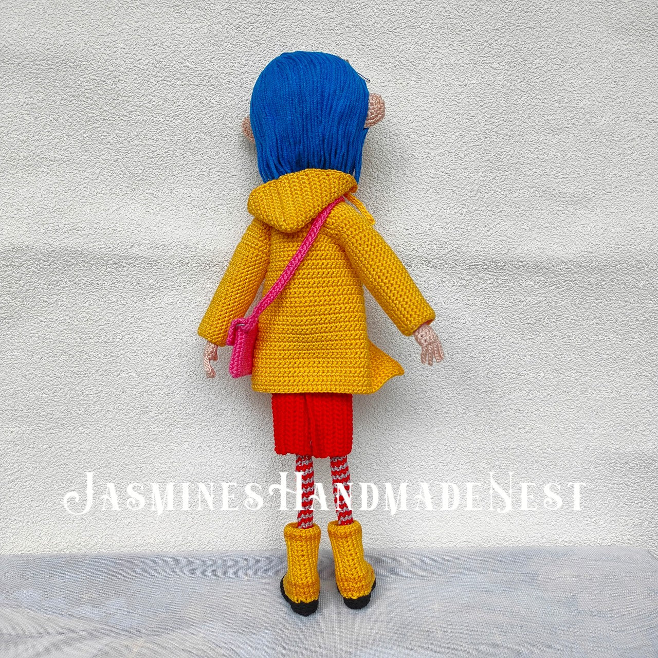 Dark Style Crochet Girl Doll – Handmade Spooky Amigurumi Plush for Collectors, Halloween, or Creepy Room Decor
