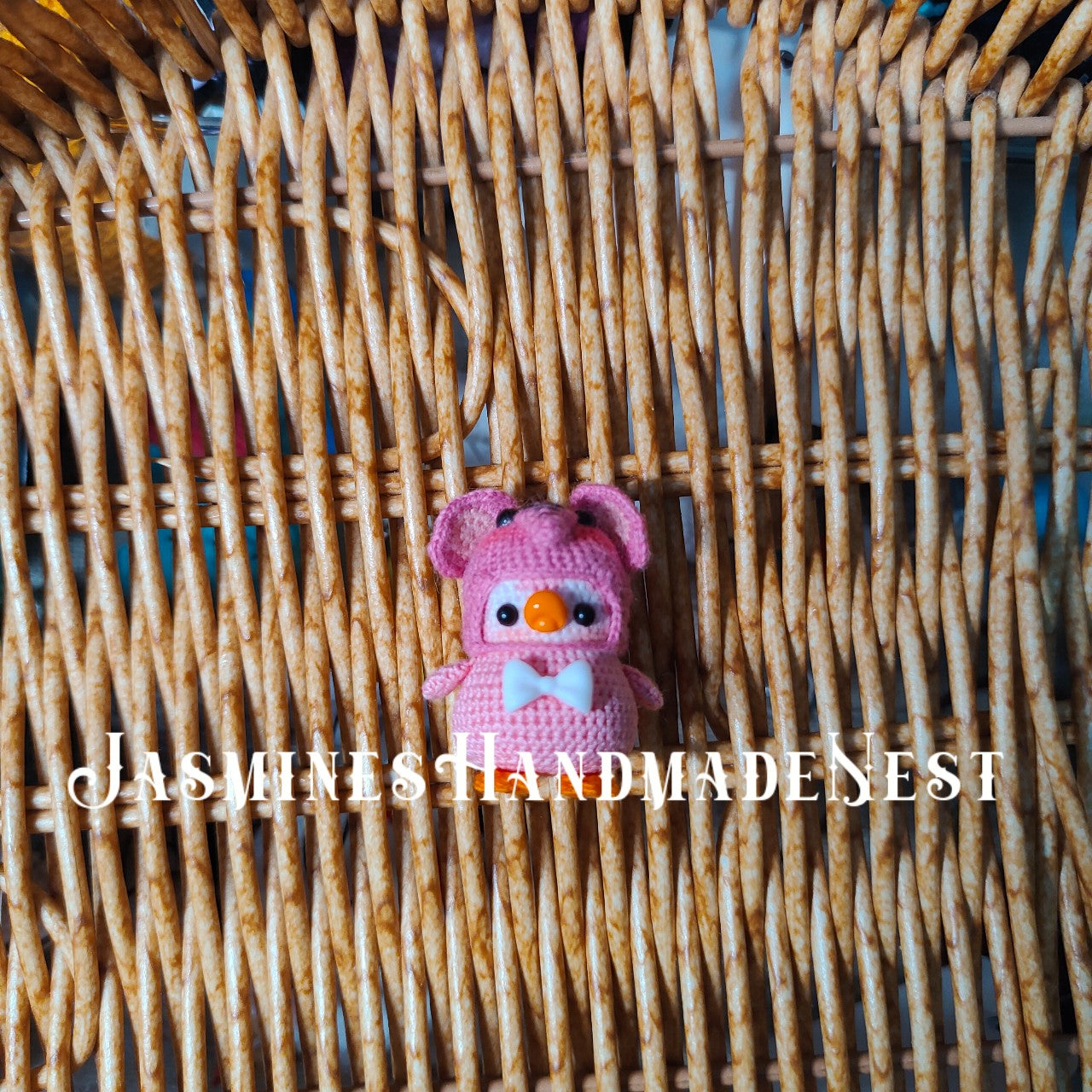 Handmade Mini Crochet Penguin – Micro Amigurumi Plush, Tiny Cute Penguin Doll, Soft Collectible Gift for Kids & Adults