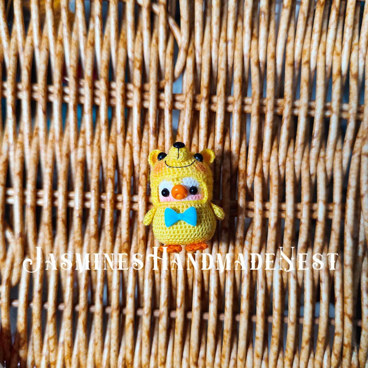 Handmade Mini Crochet Penguin – Micro Amigurumi Plush, Tiny Cute Penguin Doll, Soft Collectible Gift for Kids & Adults