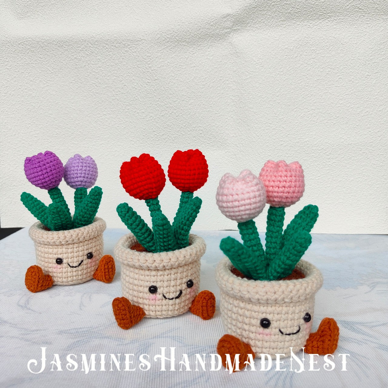 Handmade Crochet Potted Flower – Soft Amigurumi Plant Decor for Home or Office, Cute Tabletop Yarn Flower, Unique Gift for Plant Lovers, Eco-Friendly Fiber Art