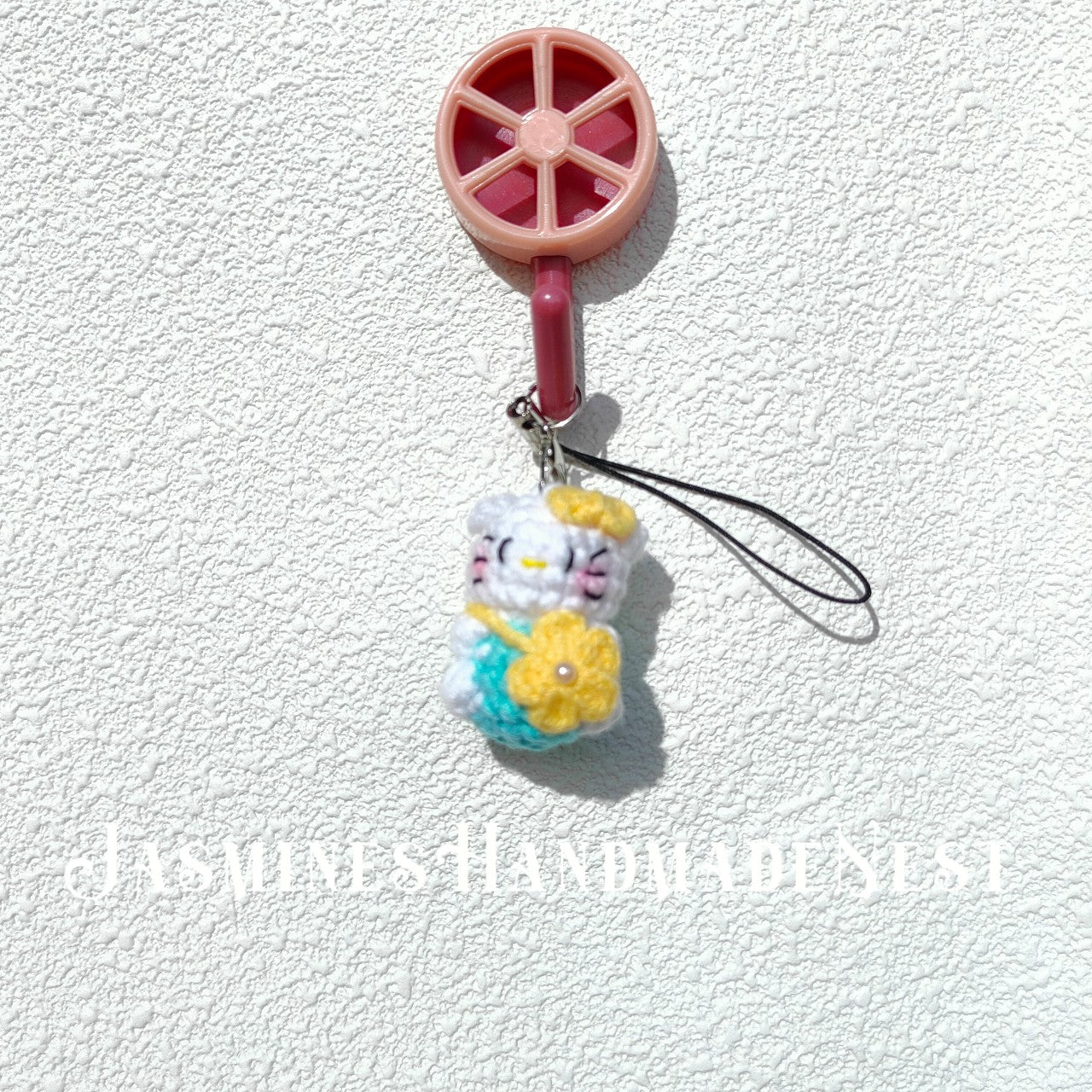 Handmade Crochet Mini Cute Cat – Amigurumi Tiny Cat Plush, Soft Collectible Toy for Kids & Adults, Perfect Gift Idea