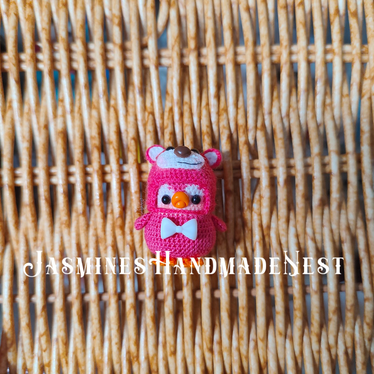Handmade Mini Crochet Penguin – Micro Amigurumi Plush, Tiny Cute Penguin Doll, Soft Collectible Gift for Kids & Adults