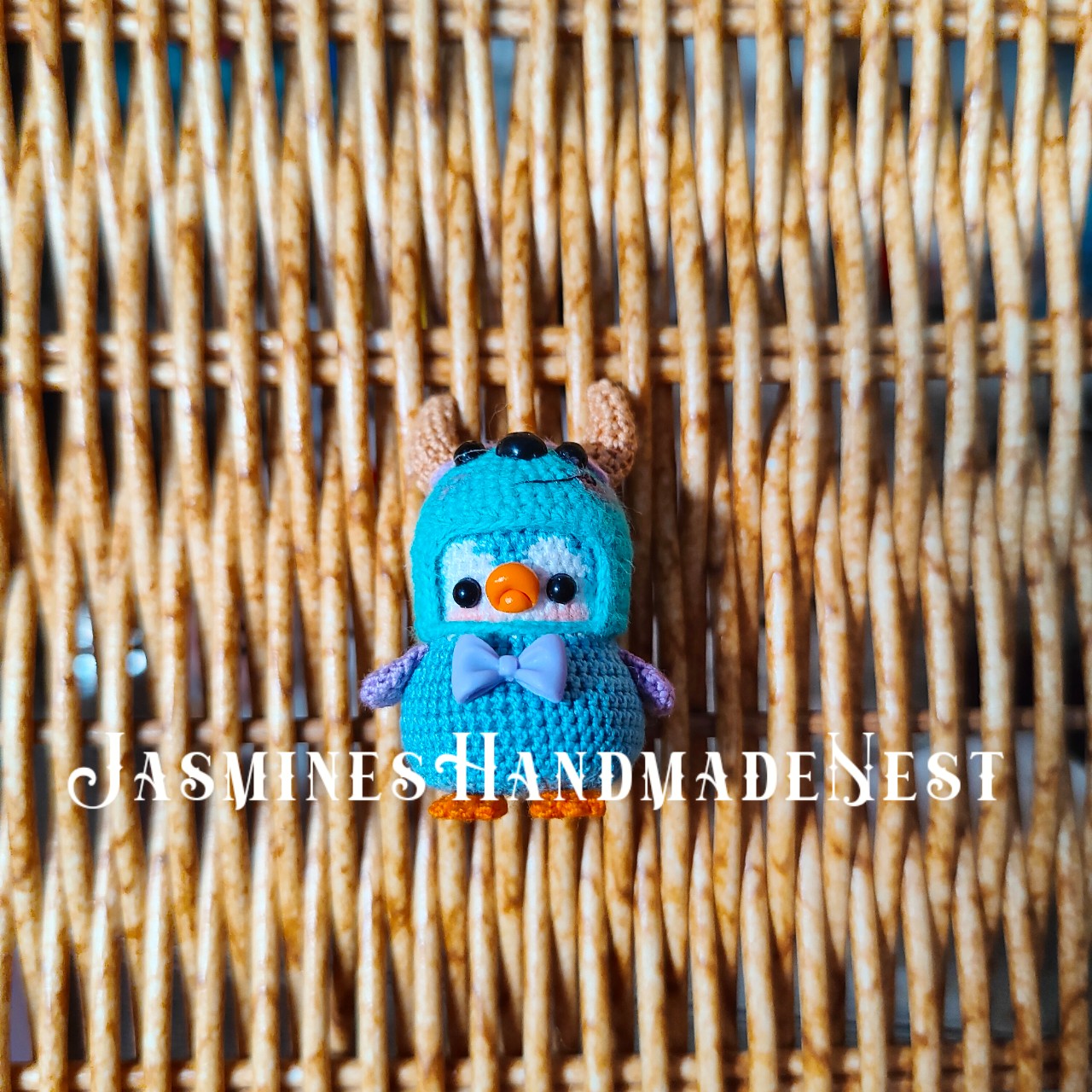 Handmade Mini Crochet Penguin – Micro Amigurumi Plush, Tiny Cute Penguin Doll, Soft Collectible Gift for Kids & Adults