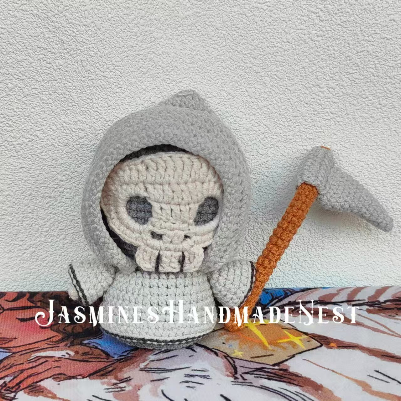 Halloween Crocheted Doll Collection! Handmade pumpkins, ghosts, etc., in soft yarn for festive vibe. Unique styles, multi-size pendants/ornaments. Adds handcrafted warmth—great Halloween limited pick for gifting or keeping.