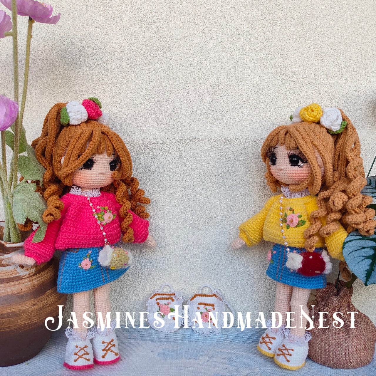 Handmade Crochet Twin Girl Dolls – Soft Amigurumi Plush Toys, Matching Knitted Dolls with Dresses, Cute Collectible Gift Set, Perfect for Kids, and Doll Lovers