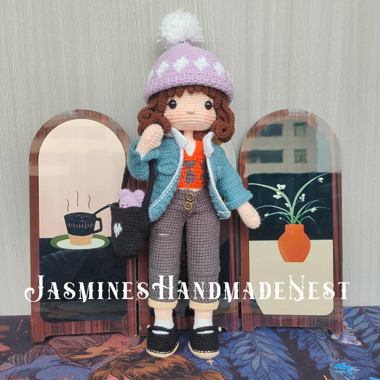 Trendy Cool Girl Knit Doll β handcrafted with edgy style! π§Άβ¨ A unique knit figurine for bold-style collectors. Soft fabric, intricate stitches β no imitation. Made for your Shopify store. Add this eye-catching piece today!