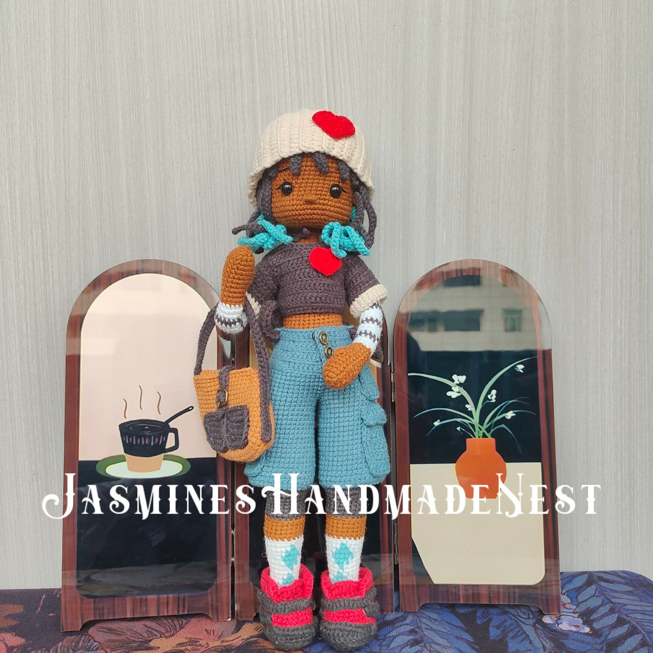Trendy Cool Girl Knit Doll β handcrafted with edgy style! π§Άβ¨ A unique knit figurine for bold-style collectors. Soft fabric, intricate stitches β no imitation. Made for your Shopify store. Add this eye-catching piece today!