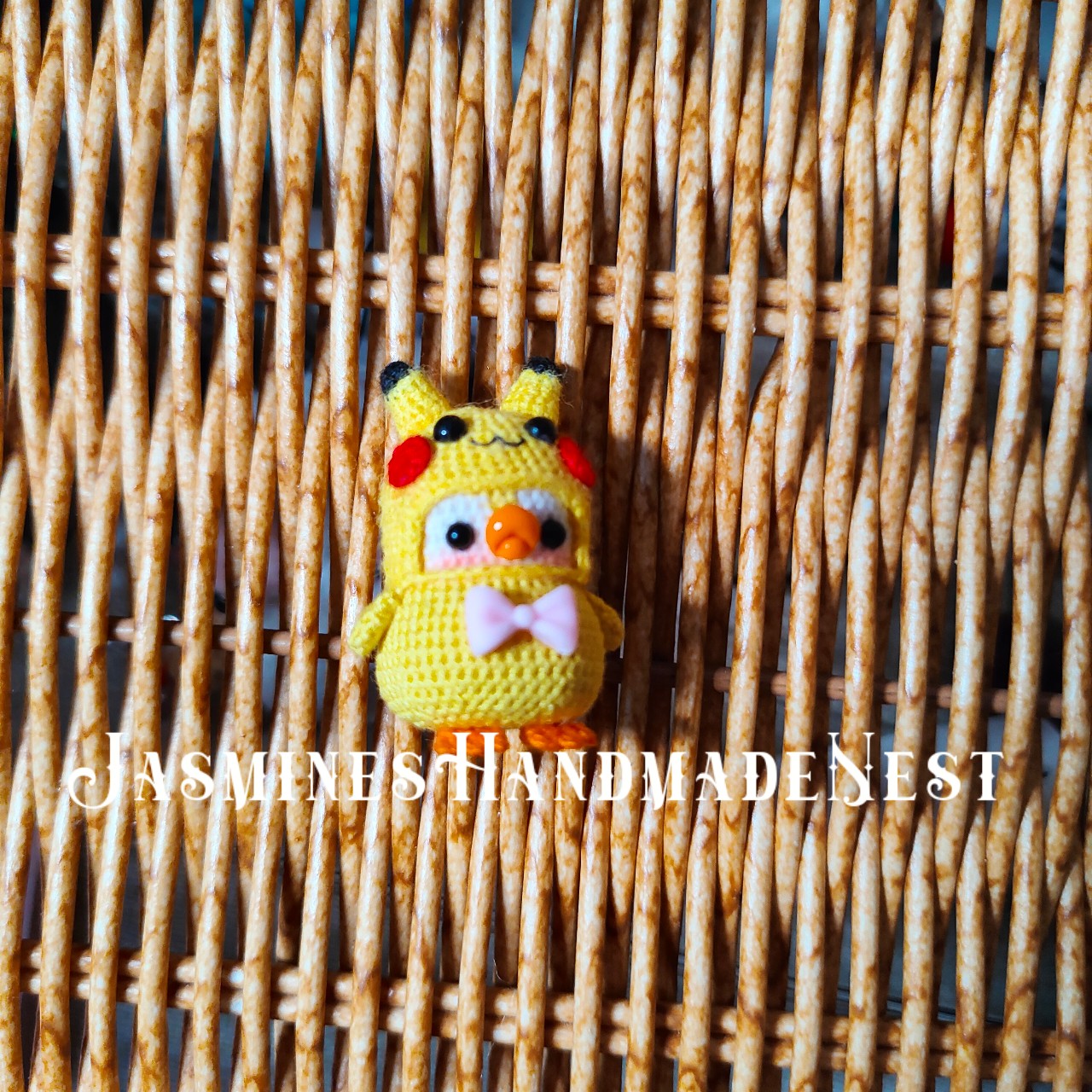 Handmade Mini Crochet Penguin – Micro Amigurumi Plush, Tiny Cute Penguin Doll, Soft Collectible Gift for Kids & Adults