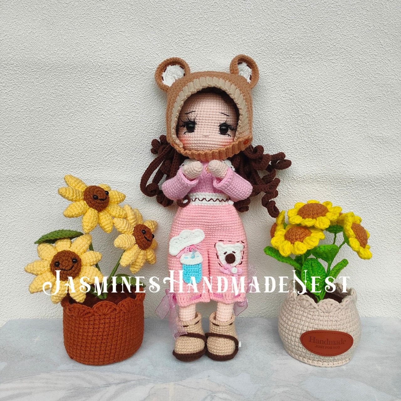Lulu Holiday Edition – Handmade Crochet Plush Doll, Festive Soft Toy Gift for Kids, Cute Amigurumi Room Decor, Perfect for Christmas or Seasonal Display