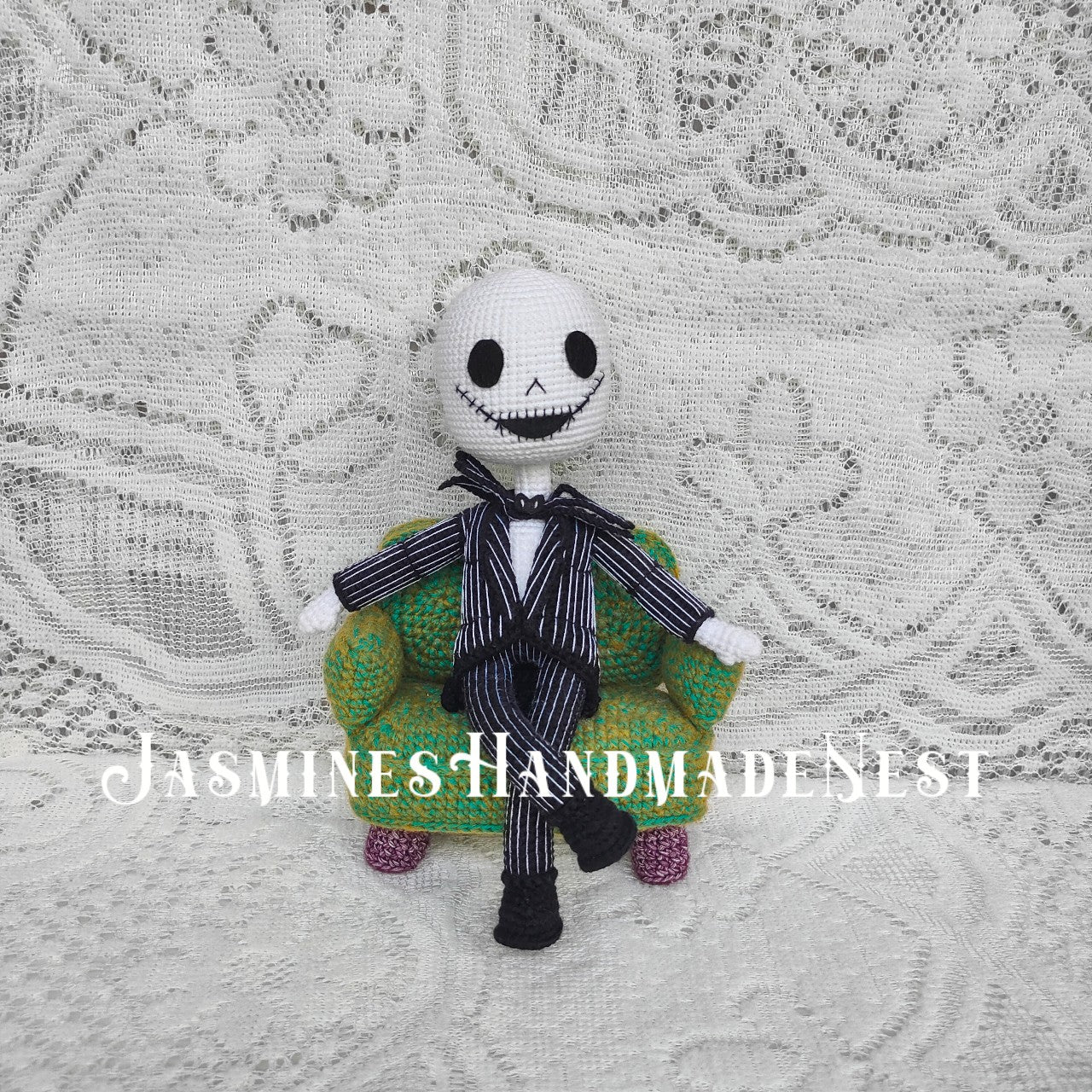 Handmade Crochet Jack and Sally Inspired Dolls – Nightmare Before Christmas Style Amigurumi Plush, Gothic Couple Gift, Halloween Christmas Decor