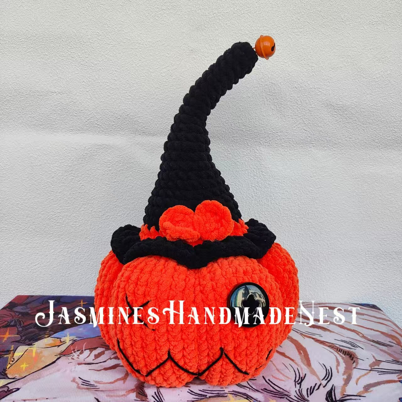 Halloween Crocheted Doll Collection! Handmade pumpkins, ghosts, etc., in soft yarn for festive vibe. Unique styles, multi-size pendants/ornaments. Adds handcrafted warmth—great Halloween limited pick for gifting or keeping.
