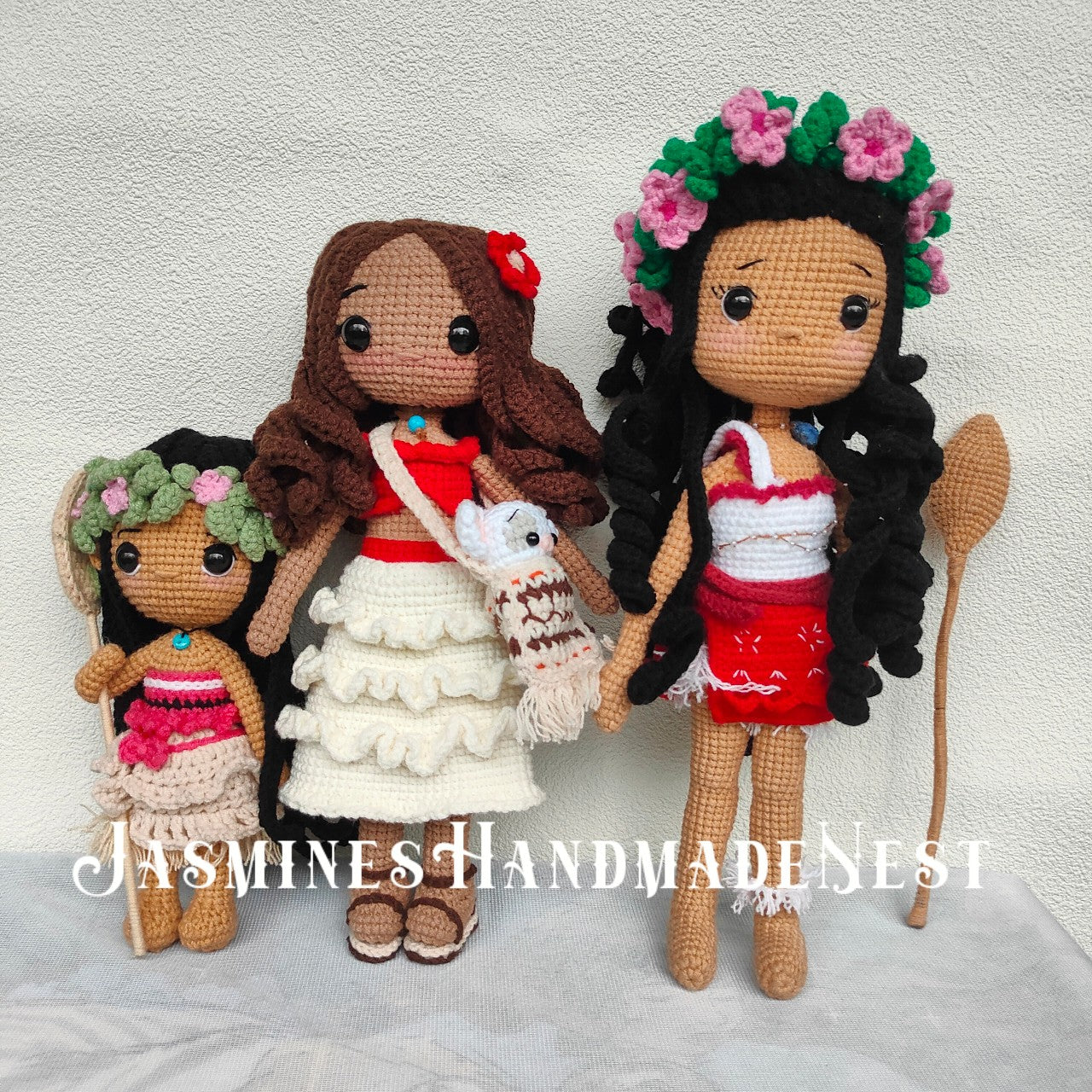 Festive Ocean Girl Crochet Doll – Handmade Amigurumi Plush Toy, Tropical Island Inspired Soft Doll, Holiday Gift for Kids, Nursery Decor, Collectible Softie