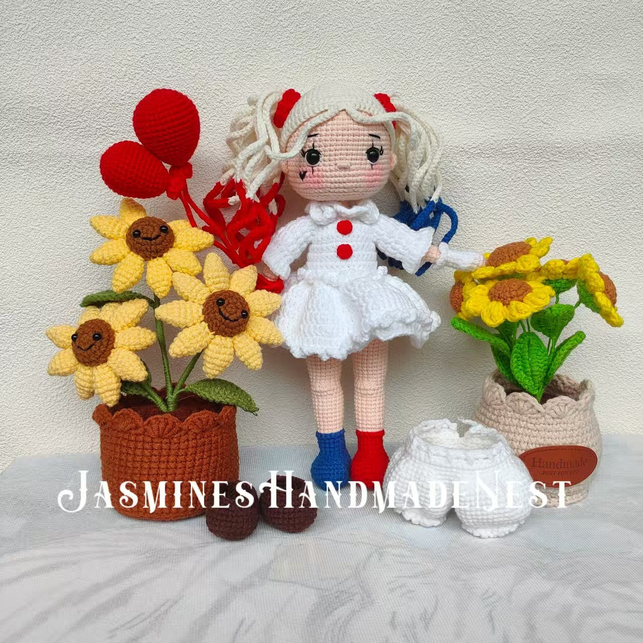 Handmade Quirky Clown Girl Doll – Crochet Plush Toy with Colorful Hair & Outfit, Unique Gift for Collectors & Fun-Loving Fans