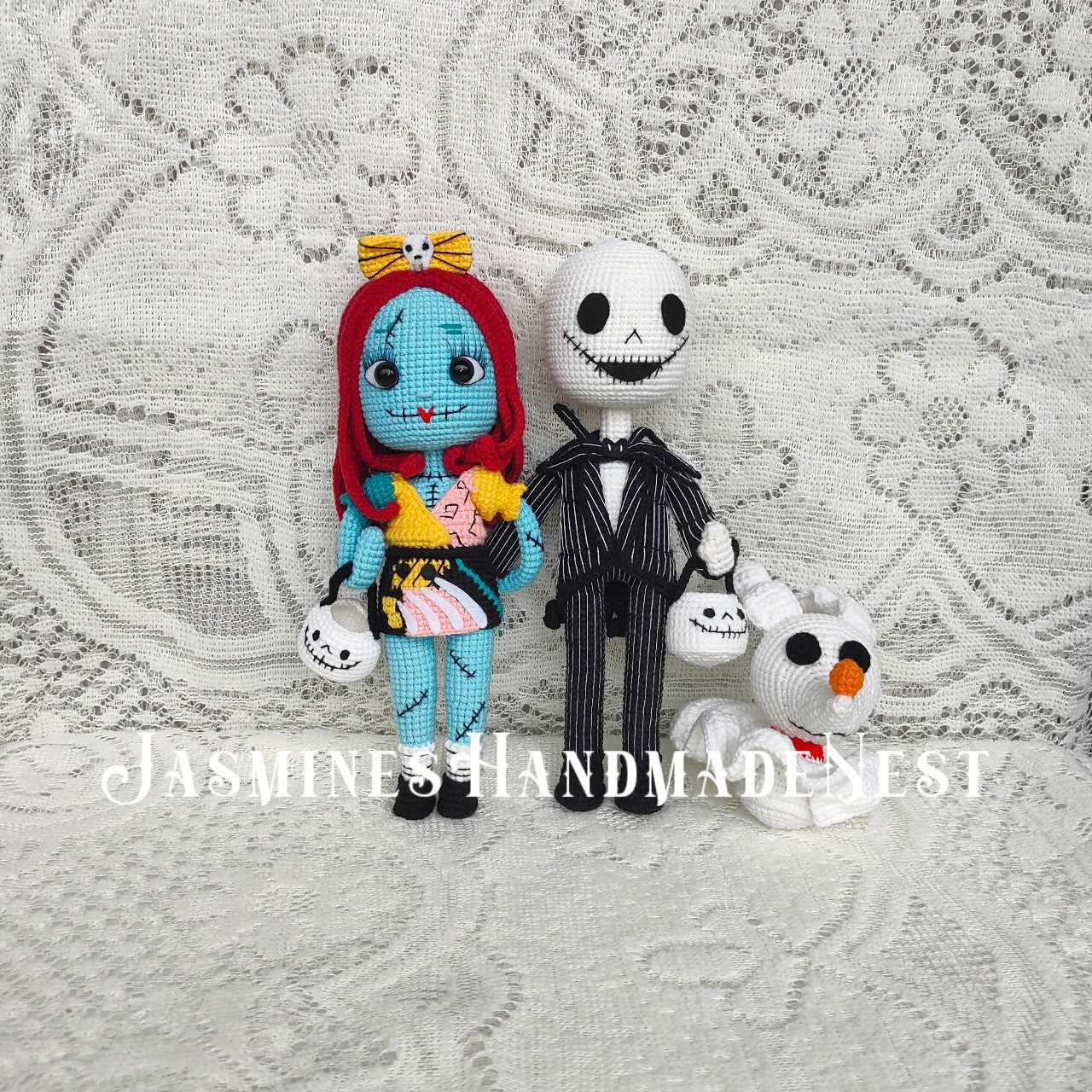 Handmade Crochet Jack and Sally Inspired Dolls – Nightmare Before Christmas Style Amigurumi Plush, Gothic Couple Gift, Halloween Christmas Decor
