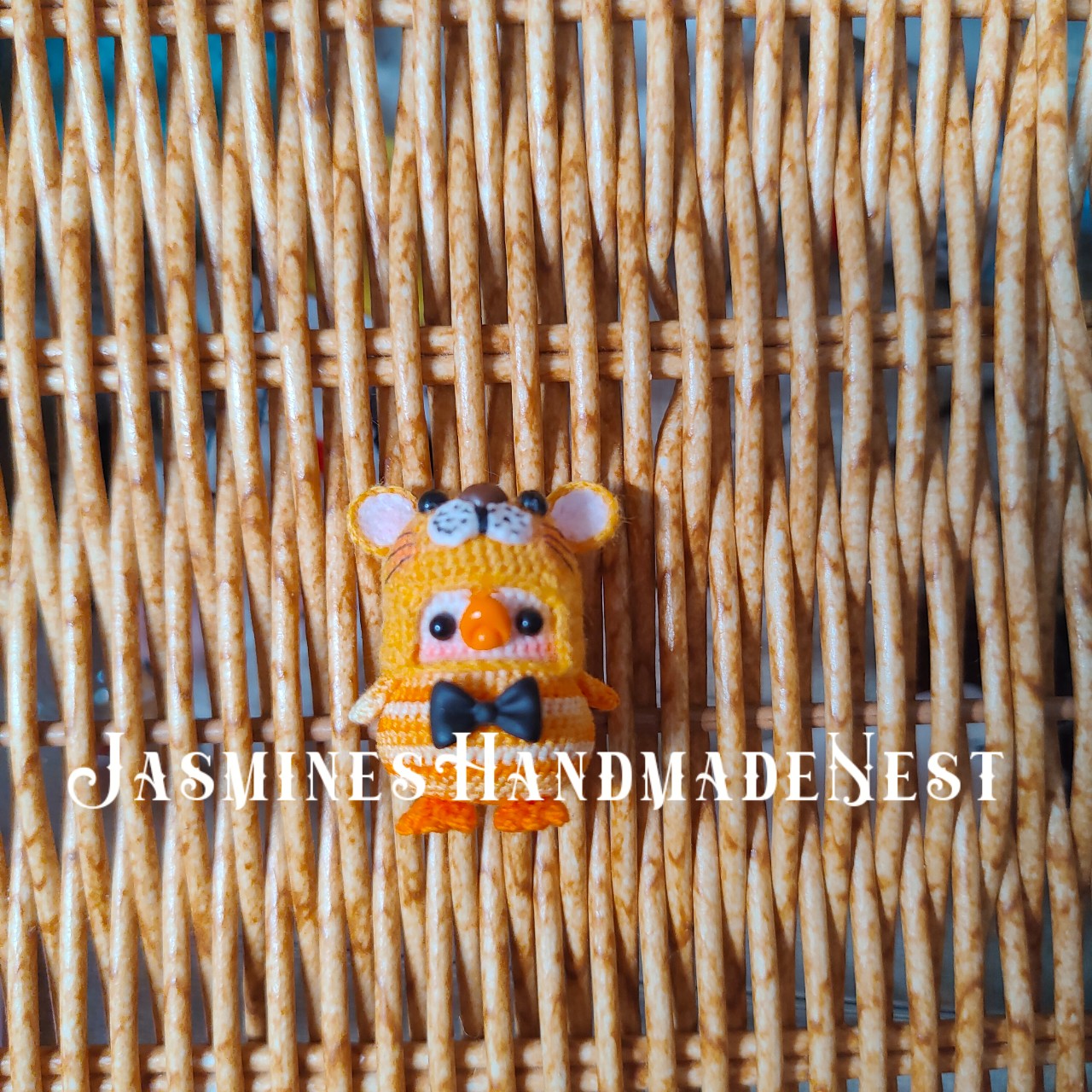 Handmade Mini Crochet Penguin – Micro Amigurumi Plush, Tiny Cute Penguin Doll, Soft Collectible Gift for Kids & Adults