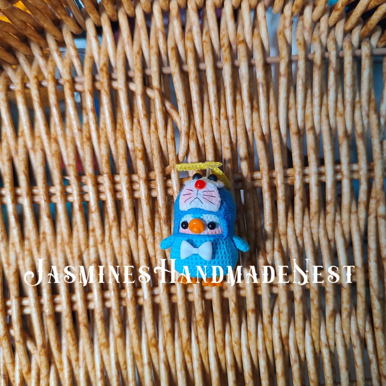 Handmade Mini Crochet Penguin – Micro Amigurumi Plush, Tiny Cute Penguin Doll, Soft Collectible Gift for Kids & Adults
