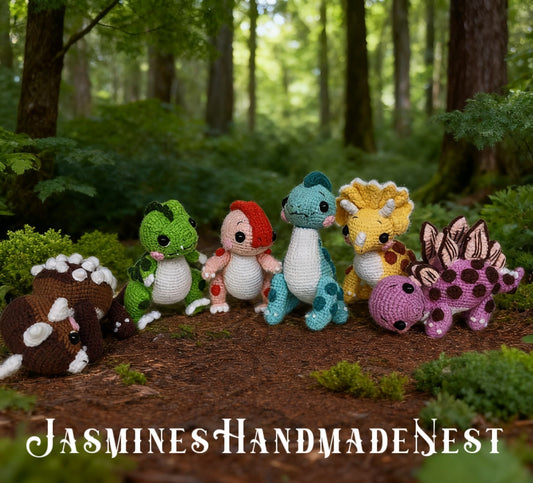 Handmade Crochet Dinosaur Plush – Cute T-Rex, Triceratops, Longneck & Pterodactyl Amigurumi – Soft Snuggler Stuffed Toy Gift for Kids or Nursery Decor